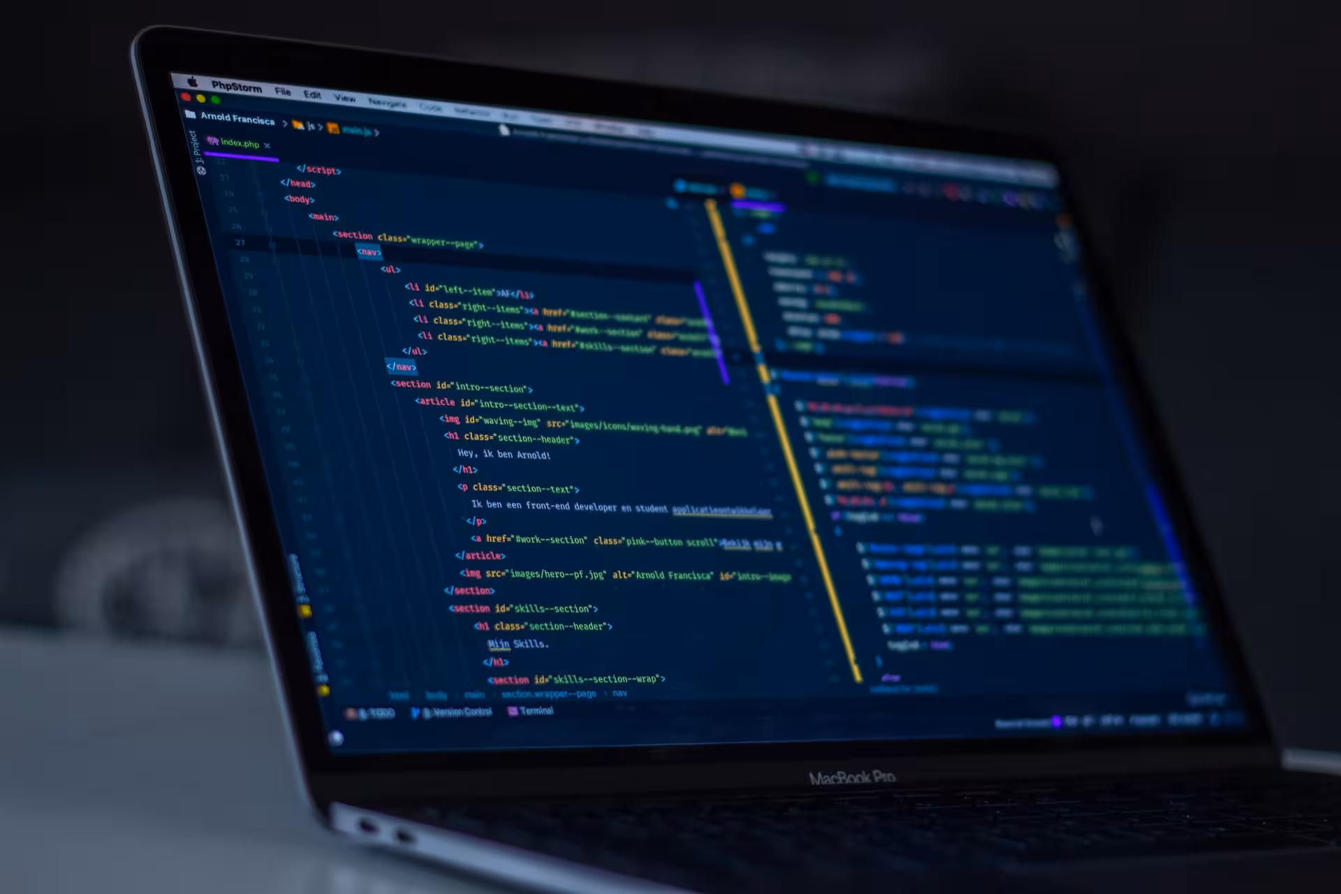 Entorno de programación con código en pantalla